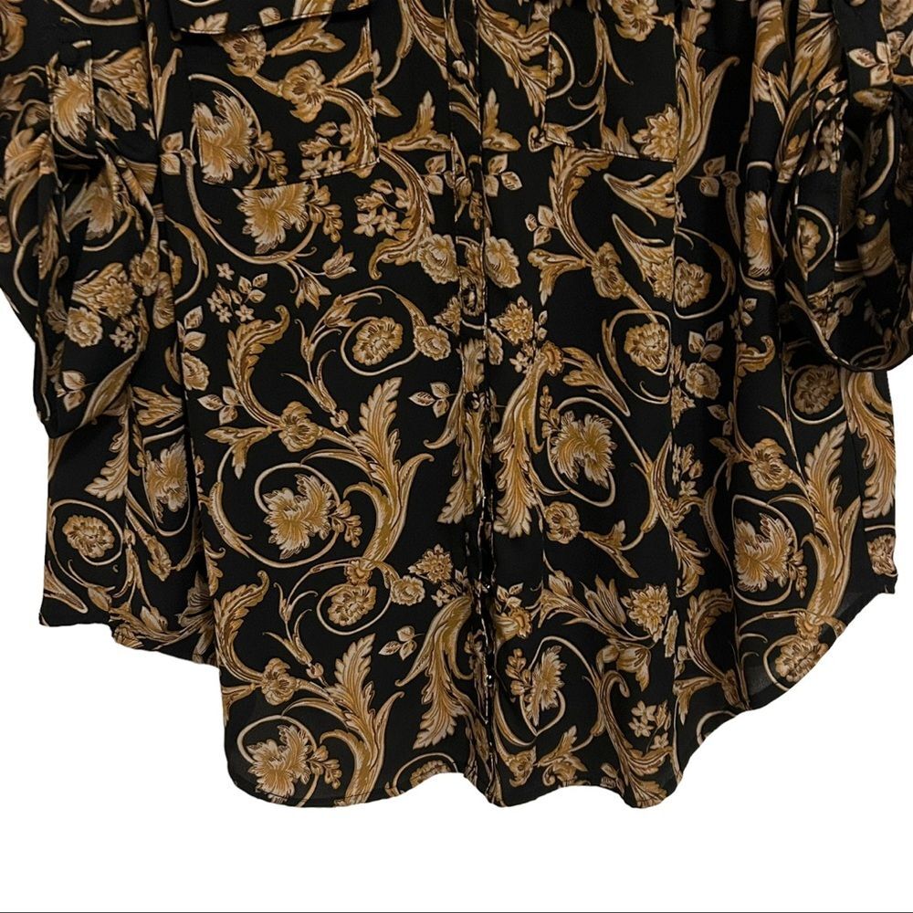 TORRID NWT Georgette Button-Down Pullover Blouse … - image 5